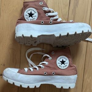 Stylish clay Converse Sneakers